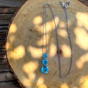 10k White Gold & Blue Topaz Necklace